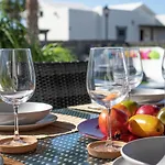 Beautiful Lanzarote 3 Bedrooms Irlanda Private Pool & Only 400m From The Sea 빌라