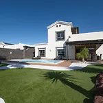 Beautiful Lanzarote 3 Bedrooms Irlanda Private Pool&only 400m From The Sea
